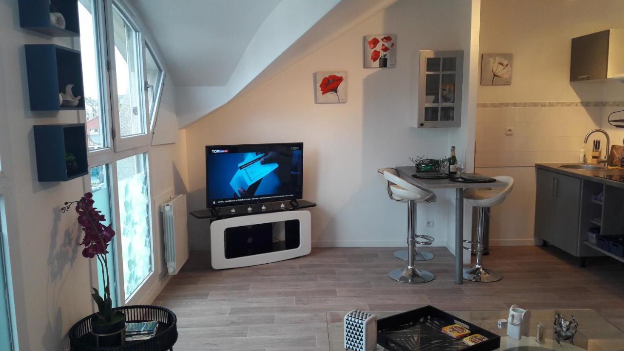 Le Parmentier Apartment Compiegne Exterior photo